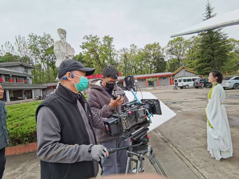 青岛广告片拍摄公司：从策划到投放，一站式服务，让品牌传播更高效！